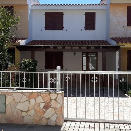 Casa Giovanna Porto Pino Exteriör bild