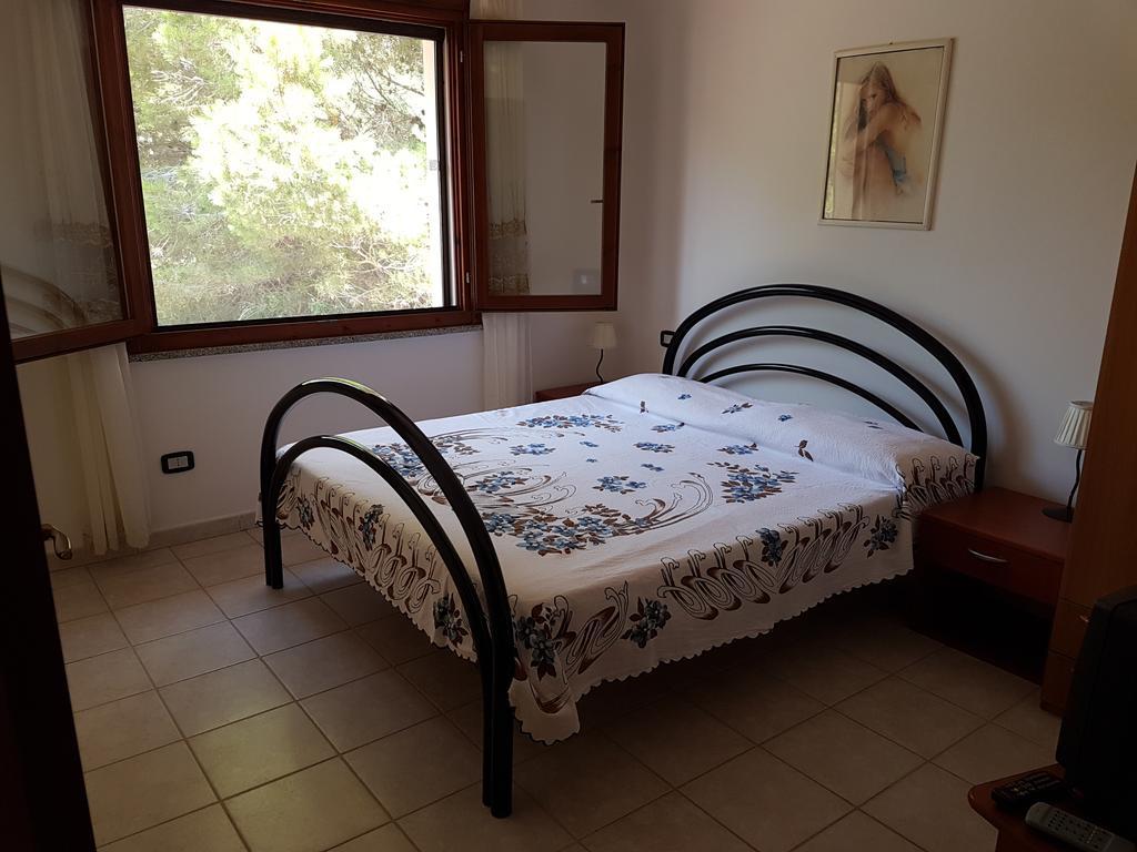 Casa Giovanna Porto Pino Exteriör bild